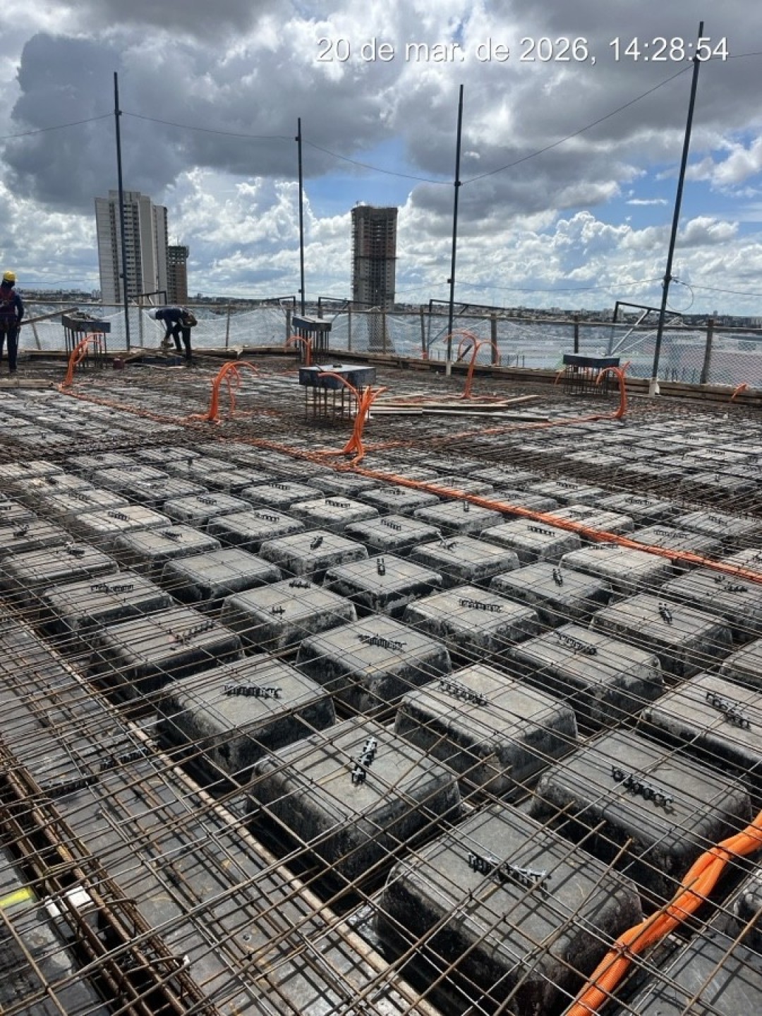 Finalização para concretagem do piso do 5° tipo