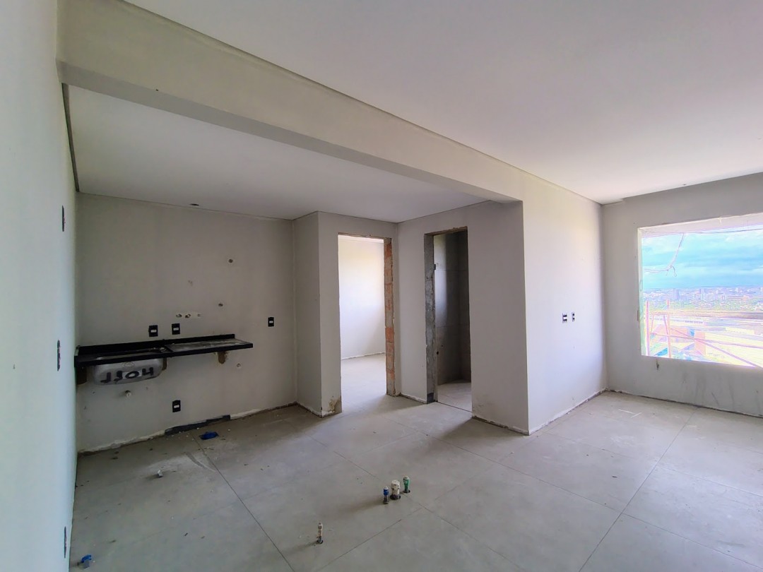 Primeira demão de pintura e instalação de bancadas de granito - 10° Pavimento