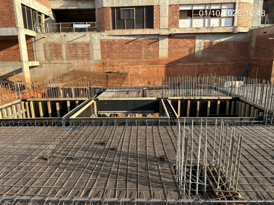 Armação positiva do hall dos elevadores sociais 2° etapa de concretagem 1SS.